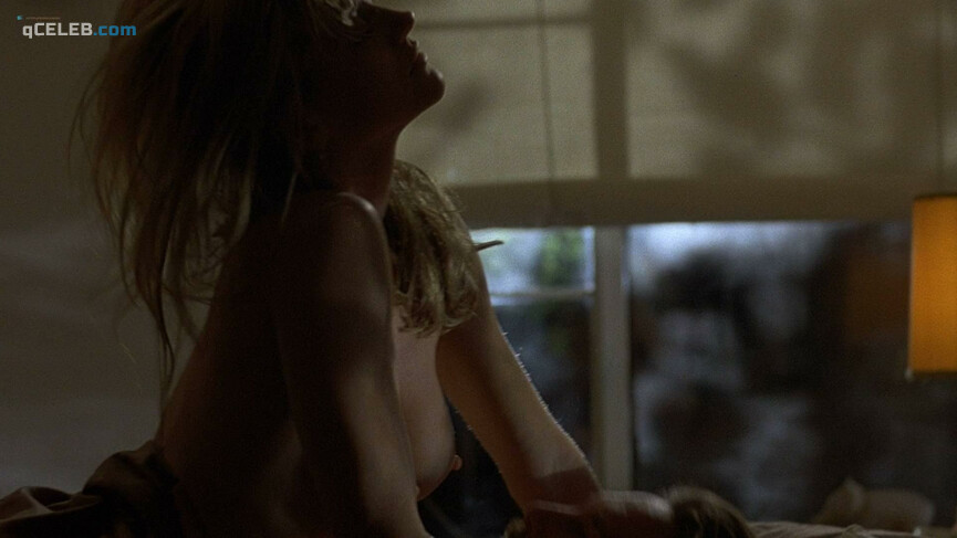 1. Janet Gunn nude, Kathrin Middleton nude – Night of the Running Man (1994)