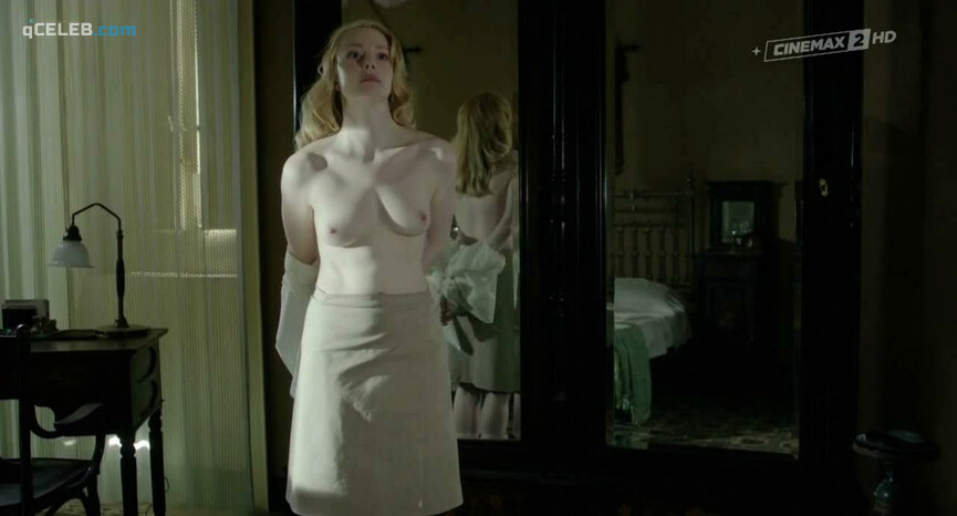 1. Fiona Glascott nude – Controra — House of Shadows (2013)