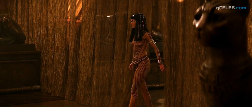 2. Patricia Velasquez sexy – The Mummy (1999)