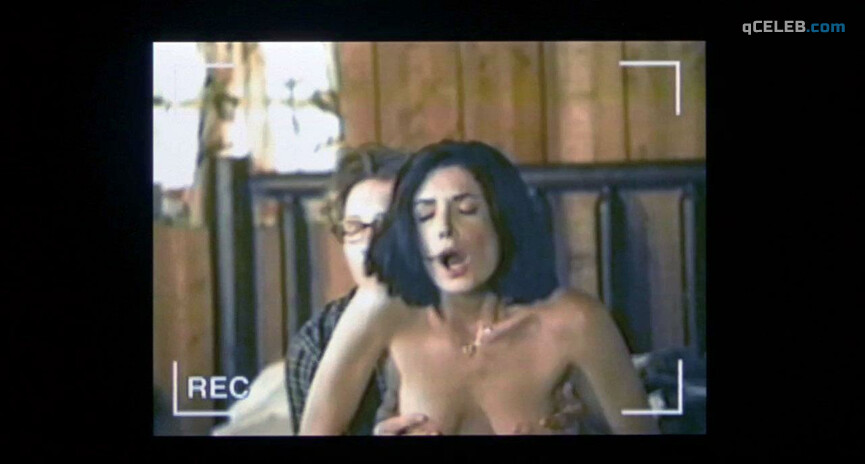 1. Lara Flynn Boyle nude – Speaking of Sex (2001)