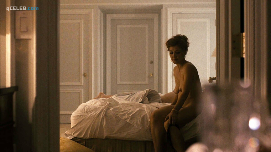 4. Maggie Gyllenhaal nude – The Deuce s01e07 (2017)