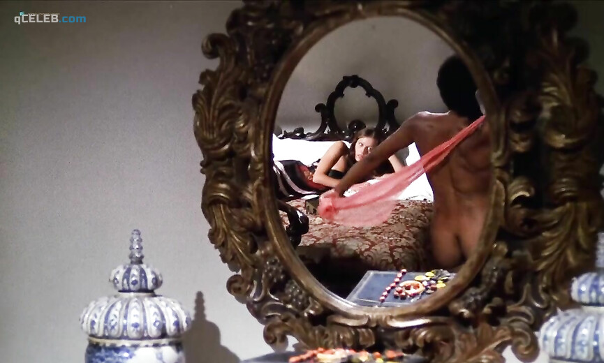 5. Patrizia Adiutori nude, Rosaria della Femmina nude, Barbara Marzano nude, Angela Covello nude – Torso (1973)