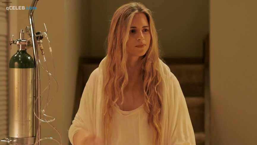 1. Brit Marling sexy – Sound of My Voice (2011)