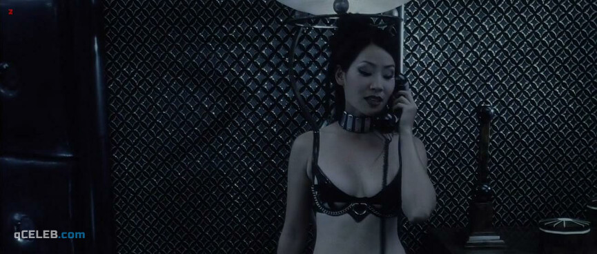 1. Lucy Liu sexy – Payback (1999)