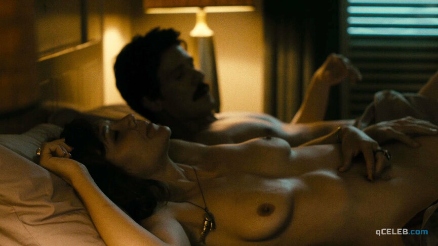 5. Maggie Gyllenhaal nude – The Deuce s01e05 (2017)