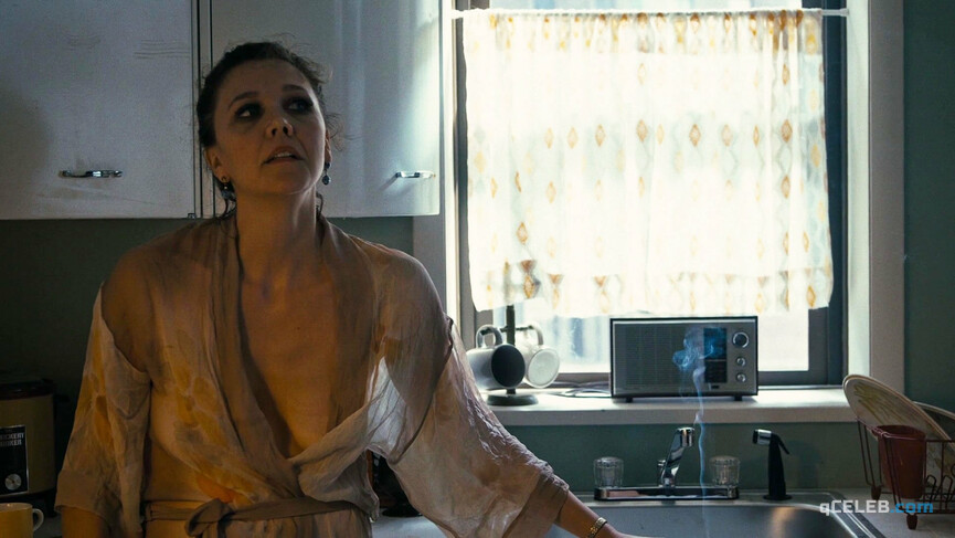 3. Maggie Gyllenhaal sexy – The Deuce s01e03 (2017)
