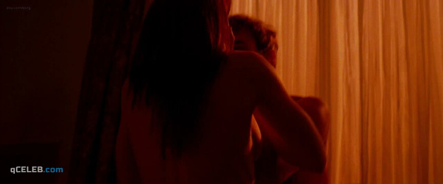 2. Karine Vanasse nude – I'm Yours (2011)
