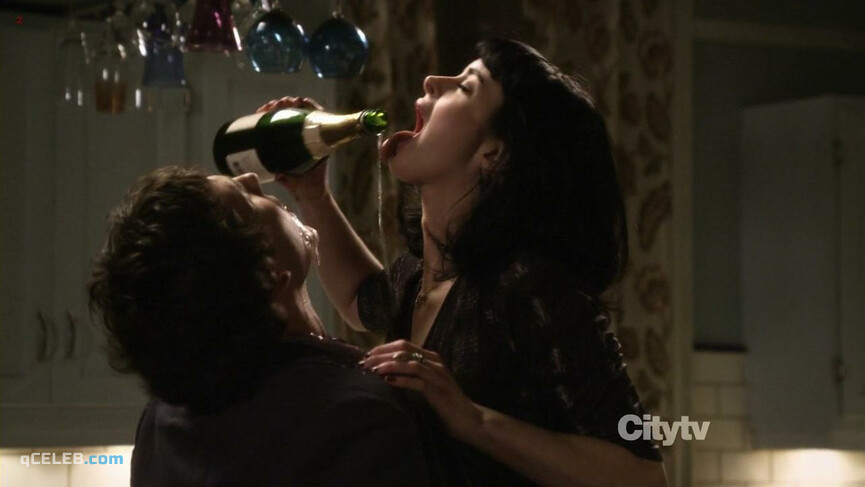 1. Krysten Ritter sexy – Don't Trust the B---- in Apartment 23 s01e01 (2012)