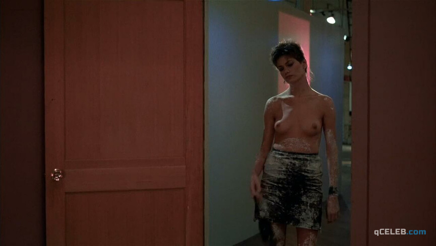 1. Linda Fiorentino nude, Rosanna Arquette sexy – After Hours (1985)
