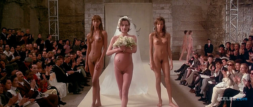 2. Ute Lemper nude, Eve Salvail nude, Georgianna Robertson nude – Ready to Wear (1994)