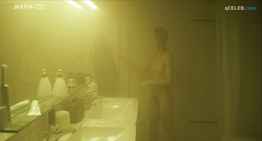 1. Ursina Lardi nude – Die Frau von früher (2013)