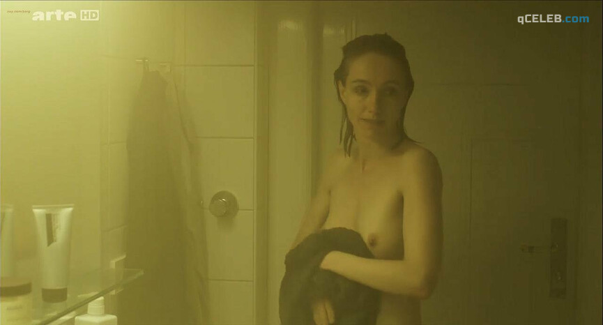 2. Ursina Lardi nude – Die Frau von früher (2013)