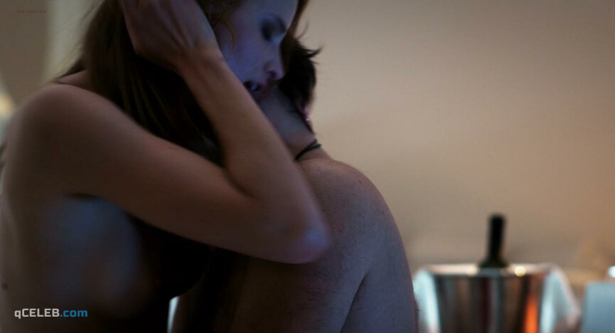 3. Sveva Alviti nude, Alessia Piovan nude – Cam Girl (2014)