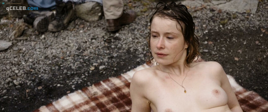 3. Odine Johne nude, Sonja Baum nude – Agnes (2016)