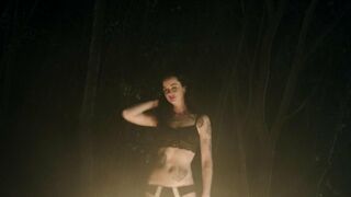 Krysten Ritter sexy, Chelsea Schuchman nude – Asthma (2014)