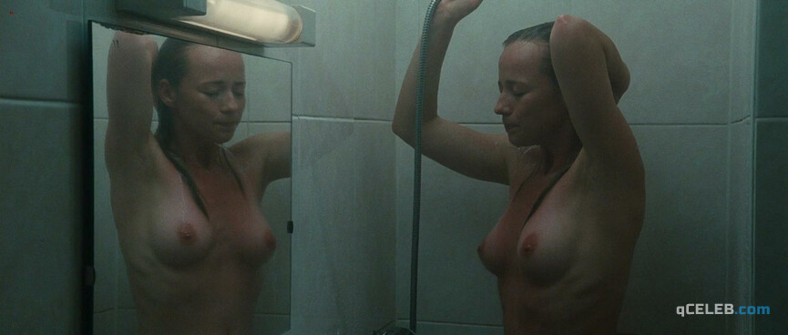 1. Karine Vanasse nude – Switch (2011)
