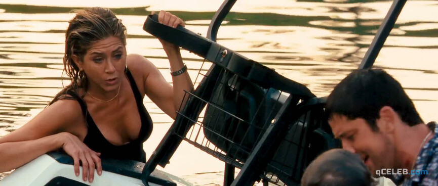 3. Jennifer Aniston sexy – The Bounty Hunter (2010)