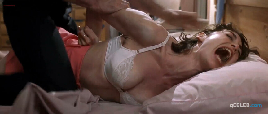 2. Illeana Douglas sexy – Cape Fear (1991)