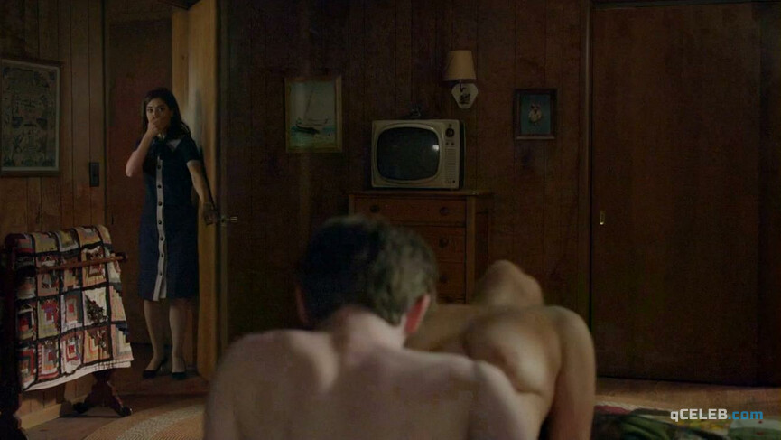 2. Hanna Hall nude, Isabelle Fuhrman nude – Masters of Sex s03e01 (2015)