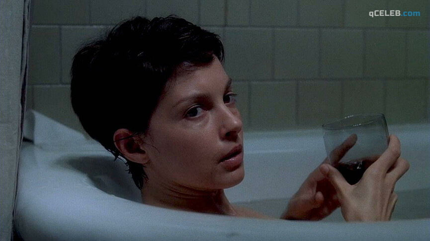 2. Ashley Judd sexy – Twisted (2004)