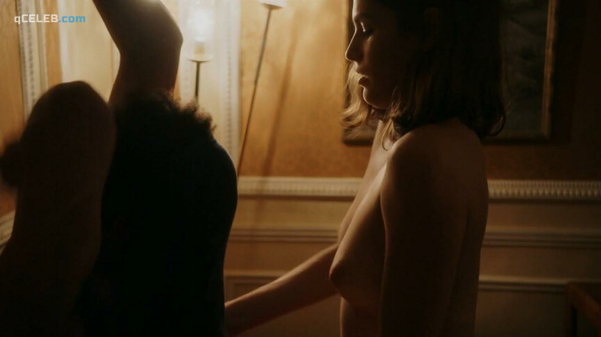2. Alma Jodorowsky nude – La Vie devant elles s02e01 (2017)