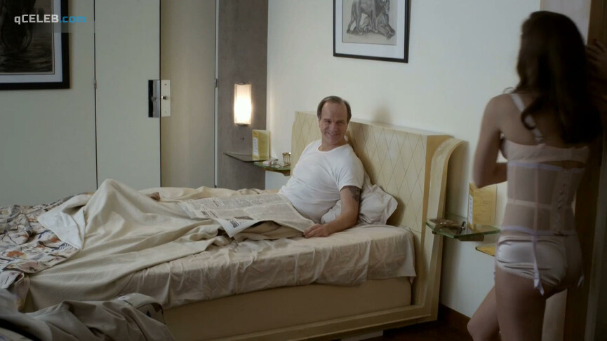 3. Helene Kuhn nude – Marcel Dassault, l'homme au pardessus (2014)