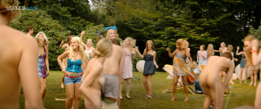 3. Lucrezia Phantazia nude – When Inge Is Dancing (2013)