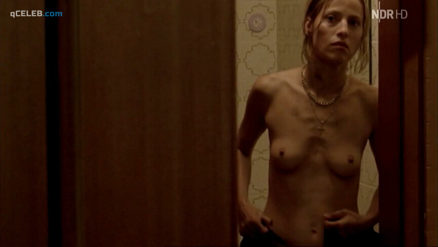 3. Jeanette Hain nude, Jenny Deimling nude – Scene of the Crime e665 (2007)