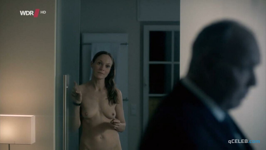 2. Jeanette Hain nude – Scene of the Crime e857 (2012)