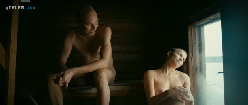 3. Minka Kuustonen nude – Tellus s01e01 (2014)