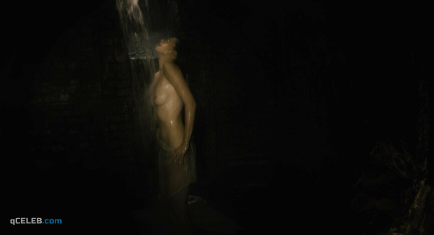 1. Agnieszka Grochowska nude – In Darkness (2011)
