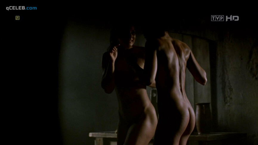 2. Grazyna Wolszczak nude, Maria Peszek nude, Julita Famulska nude, Malgorzata Zasztowt nude, Joanna Fidler nude – The Witcher (2001)