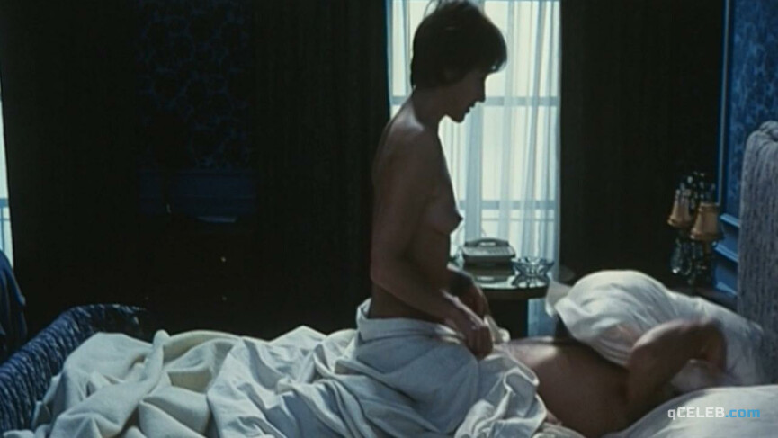 2. Nathalie Baye nude – An Affair of Love (1999)