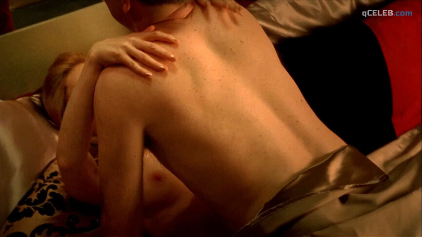3. Alison Whyte nude – Satisfaction s02 (2009)