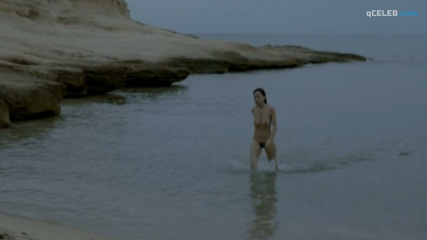 2. Elena Anaya nude – Legion (2015)