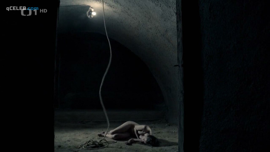3. Petra Tenorova nude – Labyrinth s01e03 (2015)
