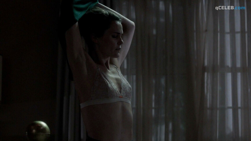 3. Keri Russell nude – The Americans s03e11 (2015)
