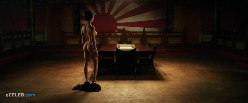 1. Cortney Palm nude – Sushi Girl (2012)