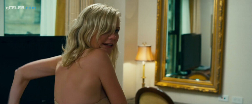 2. Kirsten Dunst sexy – Bachelorette (2012)