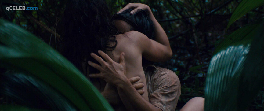3. Alice Braga sexy – The Ardor (2014)