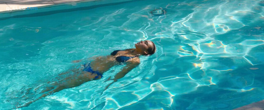 2. Jessica Alba sexy, Lindsey Sporrer nude – Some Kind of Beautiful (2014)