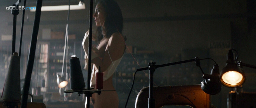2. Jennifer Connelly nude – American Pastoral (2016)