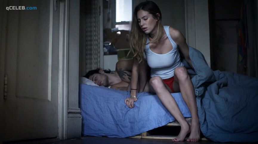 2. Dylan Penn sexy – Condemned (2015)