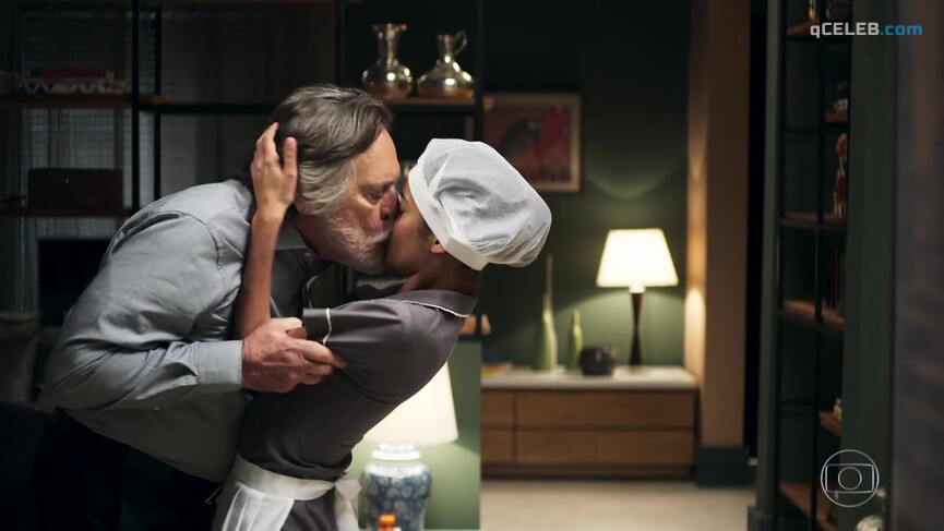 8. Juliana Paes sexy, Cynthia Senek sexy – A Dona do Pedaco s01e13 (2019)