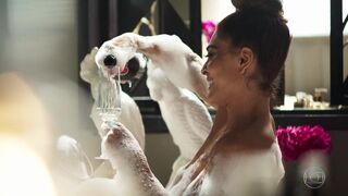 Juliana Paes sexy – A Dona do Pedaço s01e45 (2019)