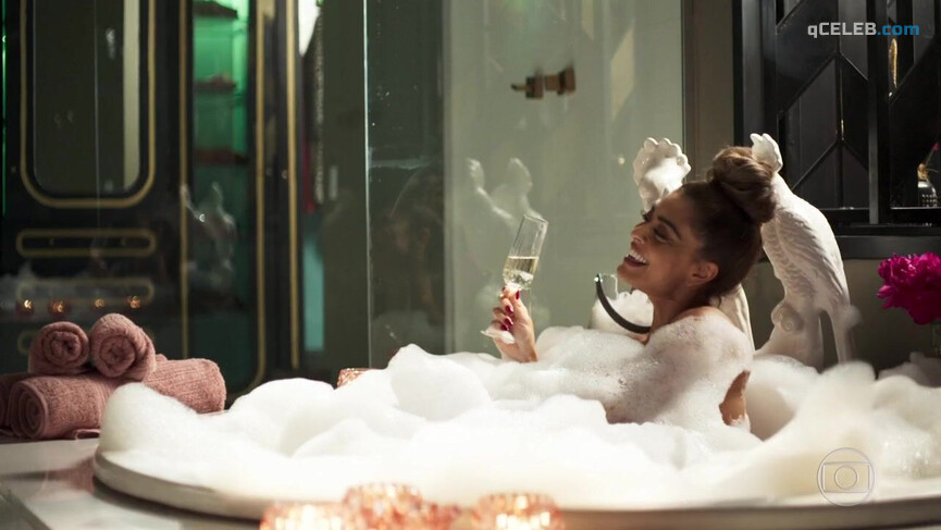 1. Juliana Paes sexy – A Dona do Pedaço s01e45 (2019)