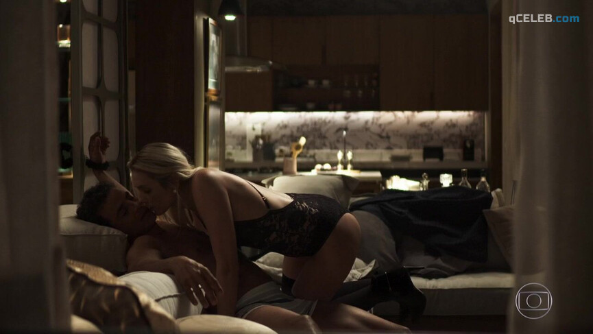 2. Monica Iozzi sexy – A Dona do Pedaco s01e39 (2019)