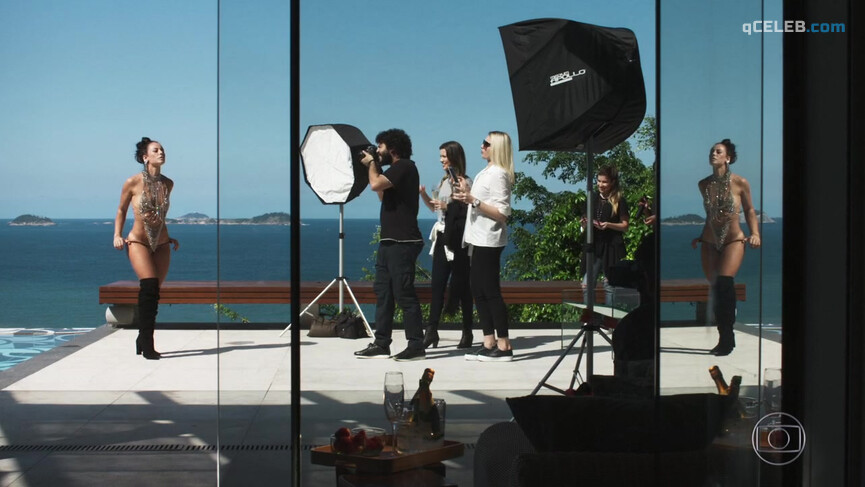 4. Paolla Oliveira sexy – A Dona do Pedaco s01e20 (2019)