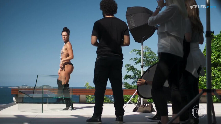 6. Paolla Oliveira sexy – A Dona do Pedaco s01e20 (2019)