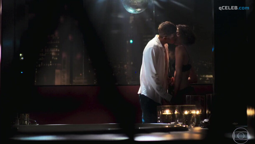 14. Agatha Moreira sexy, Deborah Evelyn sexy – A Dona do Pedaço s01e12 (2019)